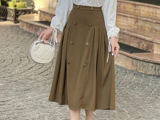 Chân váy xếp ly đính nút